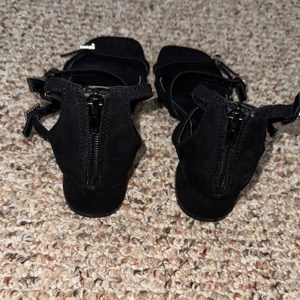 Steve Madden Black Multi-Strap Heels- Girls Size 2 - Picture 4 of 8